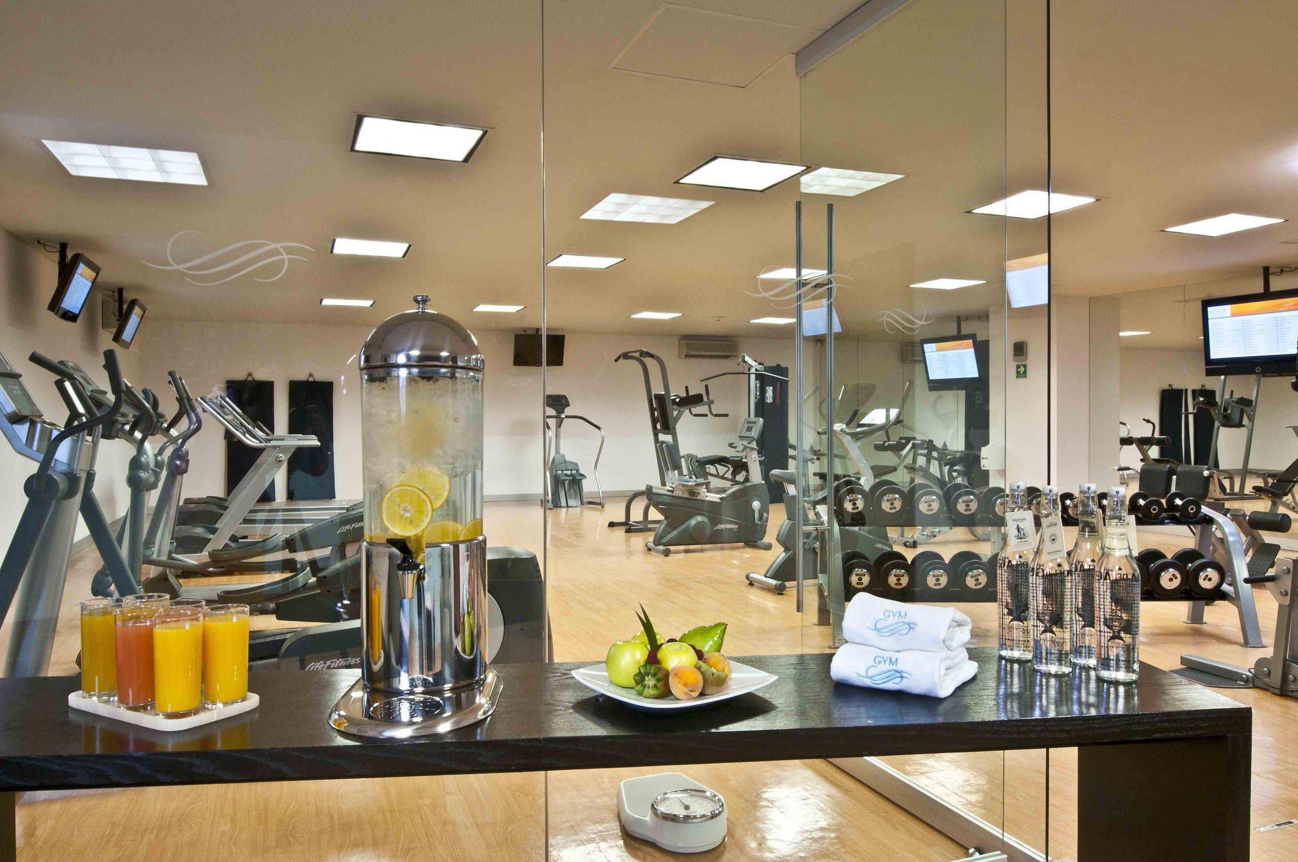 Hotel Stadia Santa Fe 5*
